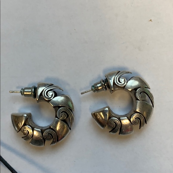 Brighton Jewelry - Picture 2 of 7